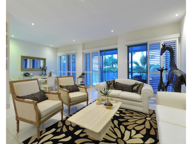 4690 The Parkway, Hope Island QLD 4212