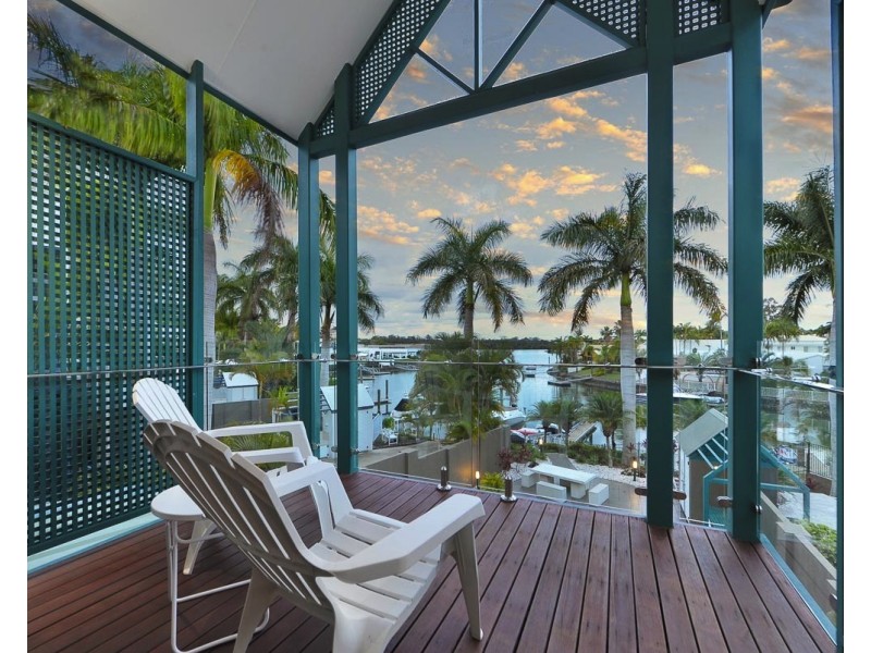 4690 The Parkway, Hope Island QLD 4212