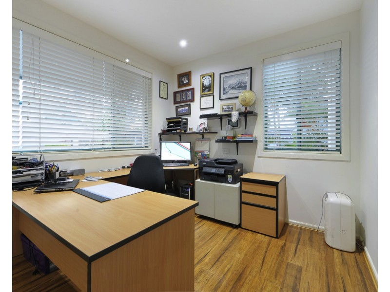 4690 The Parkway, Hope Island QLD 4212