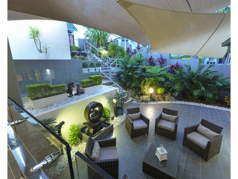 4690 The Parkway, Hope Island QLD 4212