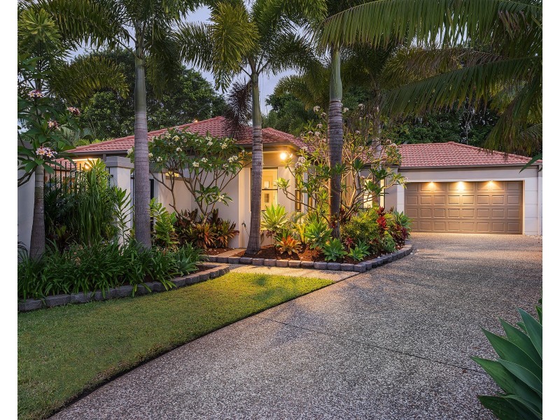 2014 Gracemere Gardens Cct, Hope Island QLD 4212