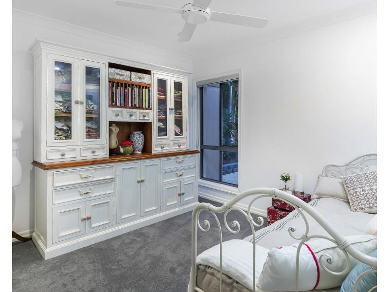 2014 Gracemere Gardens Cct, Hope Island QLD 4212