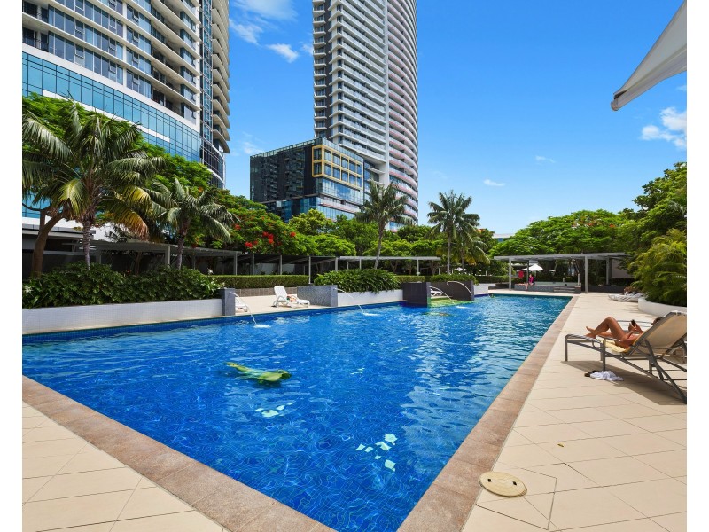 1117/56 Scarborough St, Southport QLD 4215