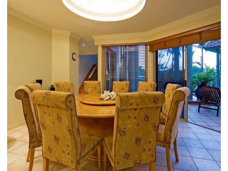 Hope Island QLD 4212