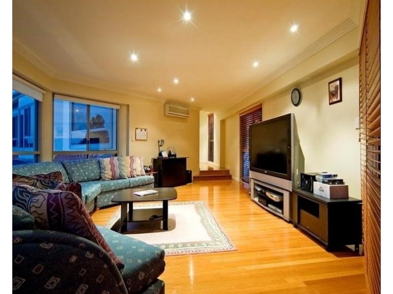 Hope Island QLD 4212