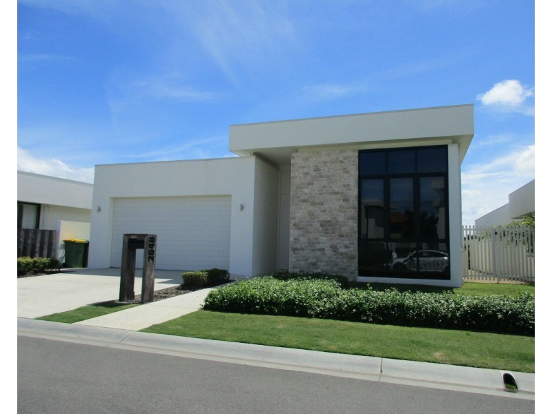 Hope Island QLD 4212