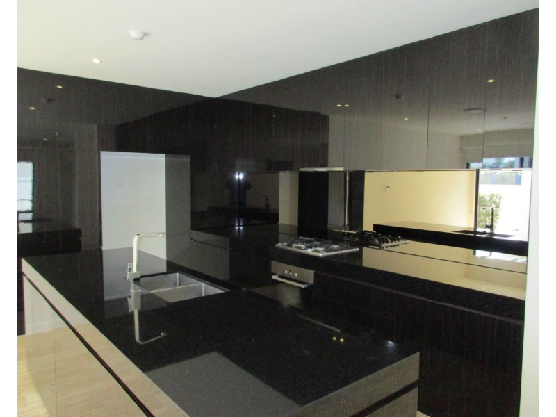 Hope Island QLD 4212