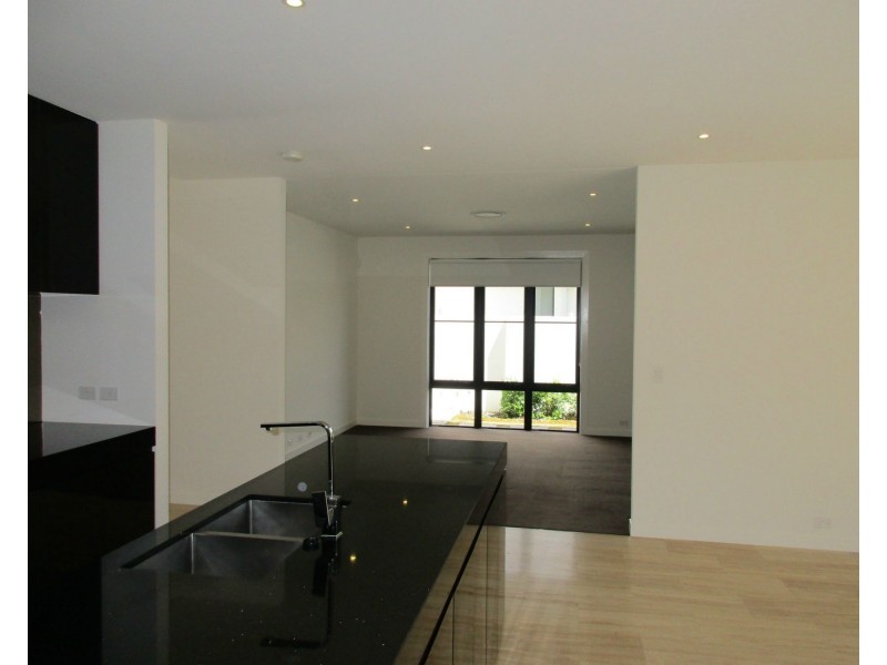 Hope Island QLD 4212