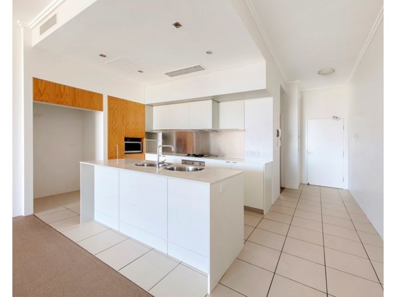 Hope Island QLD 4212