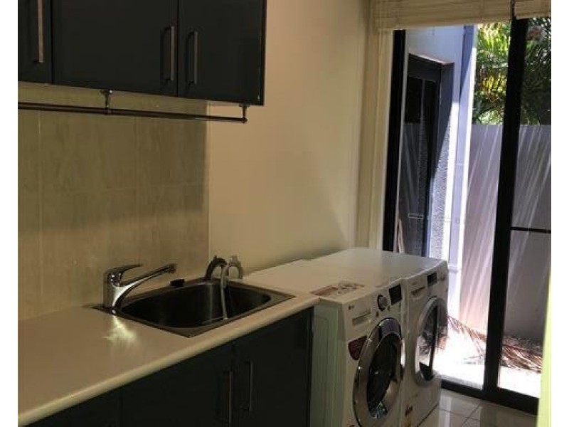 Helensvale QLD 4212
