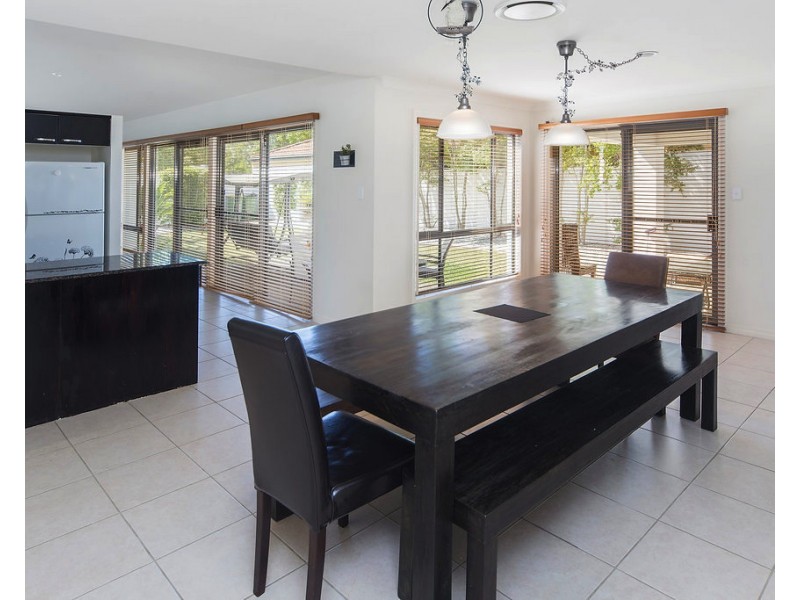 Hope Island QLD 4212