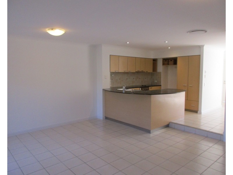 Hope Island QLD 4212