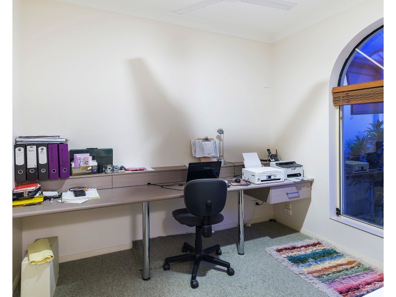 7 Eastbank Tce, Helensvale QLD 4212