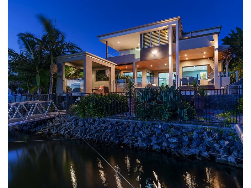 136 The Peninsula, Helensvale QLD 4212