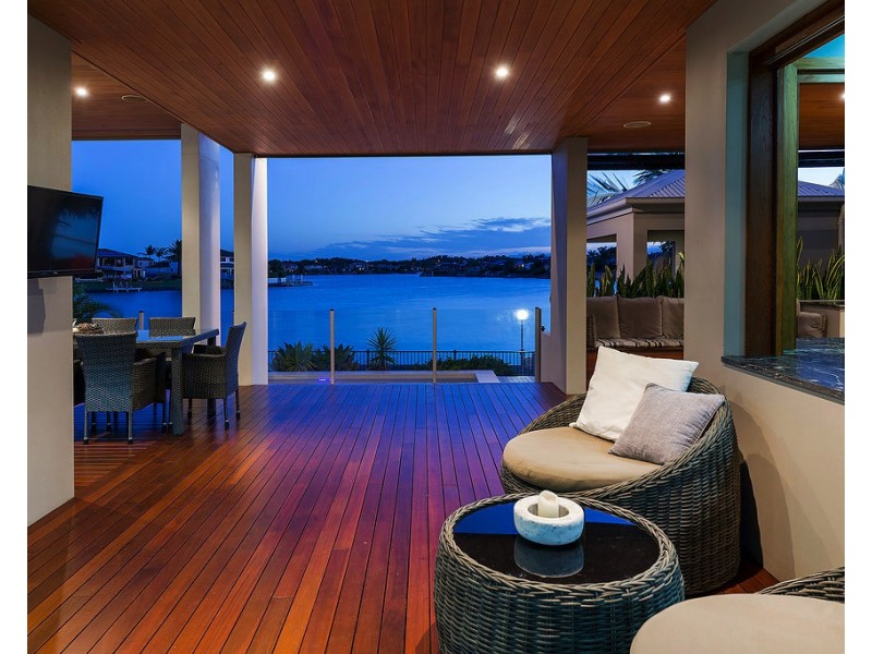 136 The Peninsula, Helensvale QLD 4212