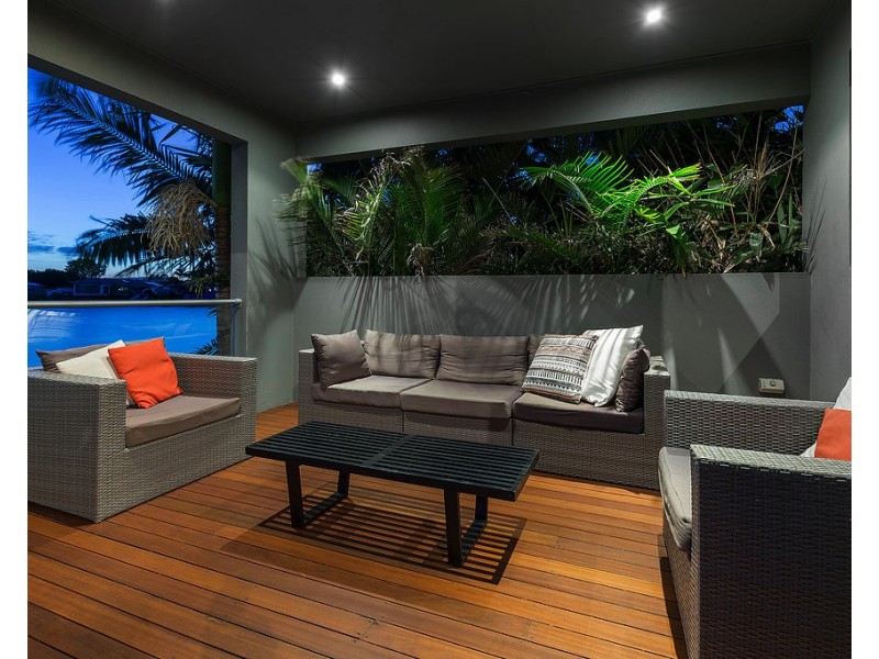 136 The Peninsula, Helensvale QLD 4212