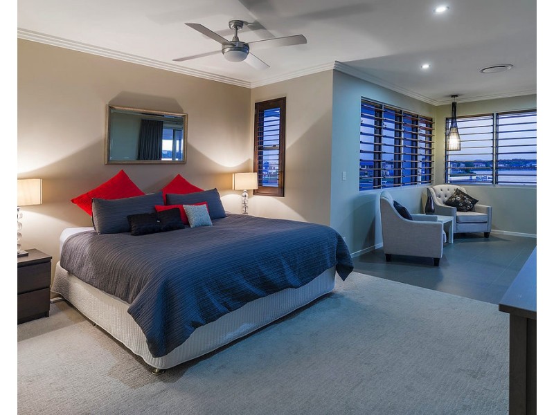 136 The Peninsula, Helensvale QLD 4212