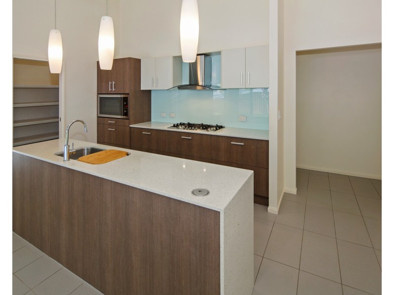 20 Saddle Back Street, Upper Coomera QLD 4209