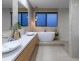 86 North Quay Cct, Hope Island QLD 4212