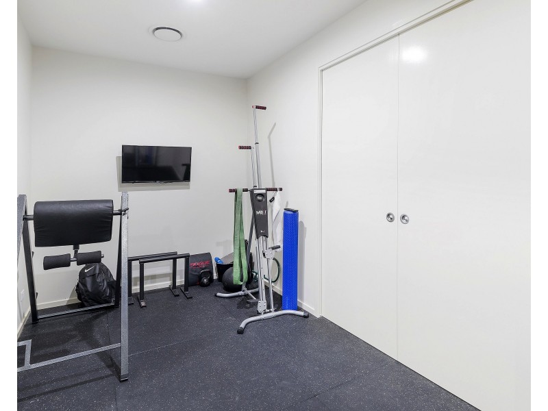 86 North Quay Cct, Hope Island QLD 4212