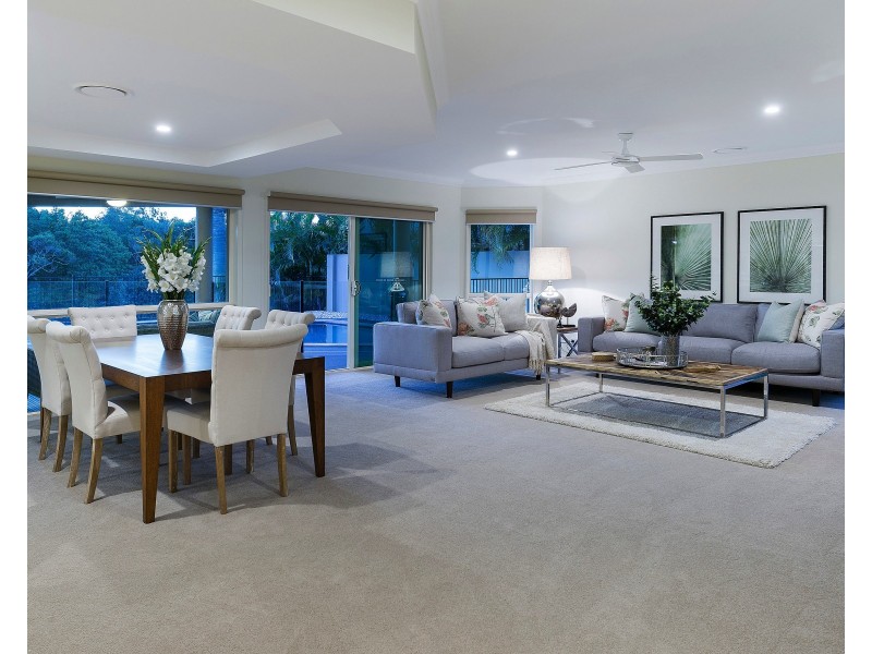 2503 Cressbrook Dr, Hope Island QLD 4212