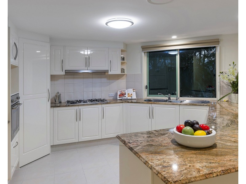 2503 Cressbrook Dr, Hope Island QLD 4212