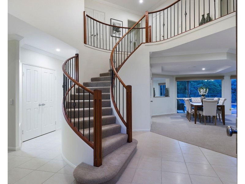 2503 Cressbrook Dr, Hope Island QLD 4212