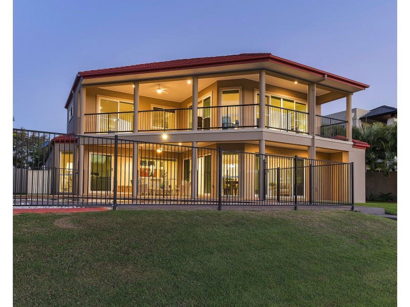 2503 Cressbrook Dr, Hope Island QLD 4212