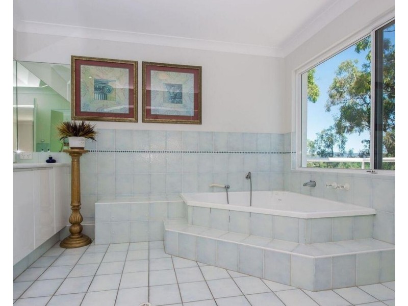 Hope Island QLD 4212