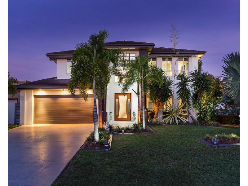 2843 Wylarah Way, Hope Island QLD 4212