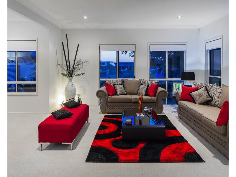 2843 Wylarah Way, Hope Island QLD 4212