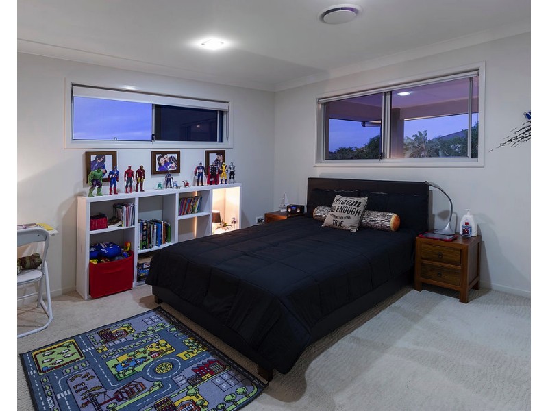 2843 Wylarah Way, Hope Island QLD 4212