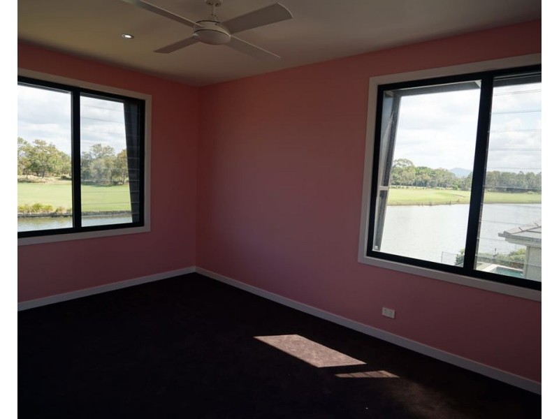 Hope Island QLD 4212