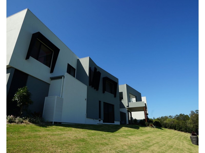 Hope Island QLD 4212