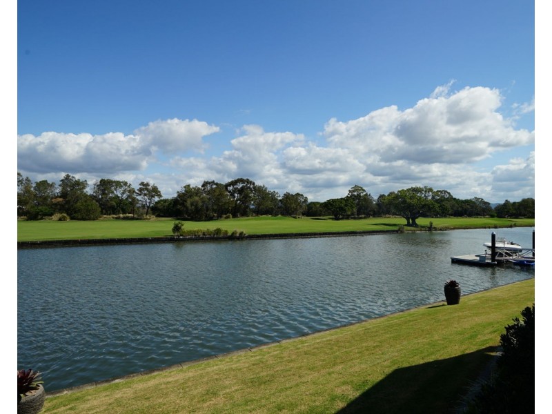 Hope Island QLD 4212