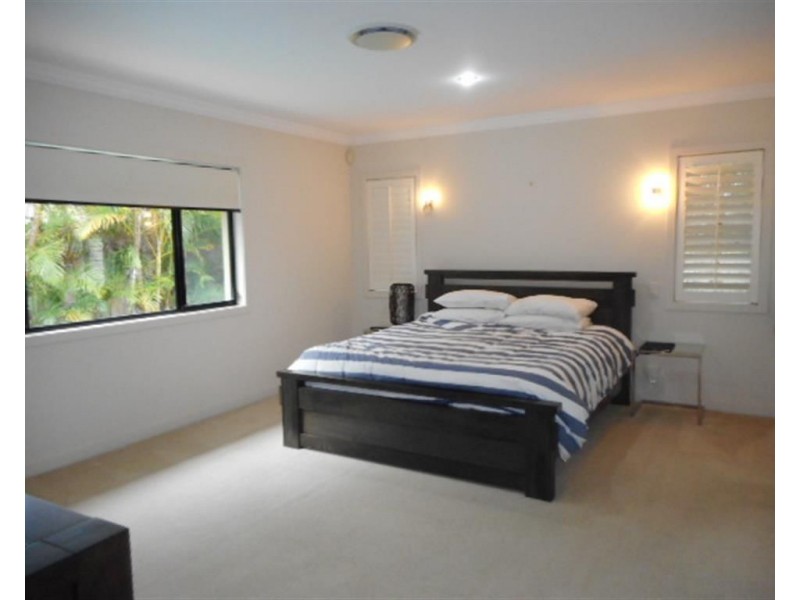 Hope Island QLD 4212