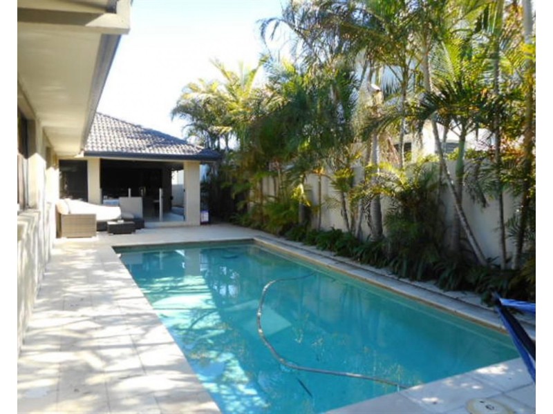 Hope Island QLD 4212
