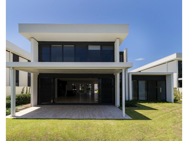 2488 The Parkway, Sanctuary Cove QLD 4212