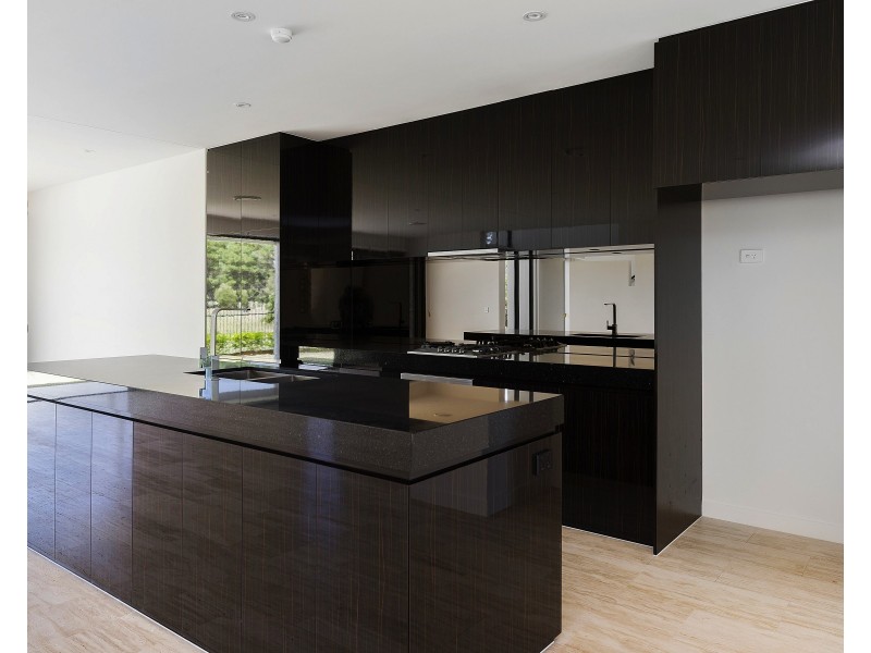 2488 The Parkway, Sanctuary Cove QLD 4212