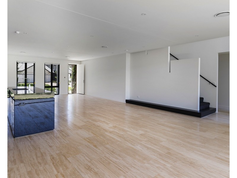 2488 The Parkway, Sanctuary Cove QLD 4212