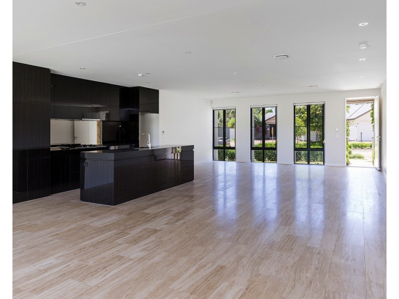 2488 The Parkway, Sanctuary Cove QLD 4212