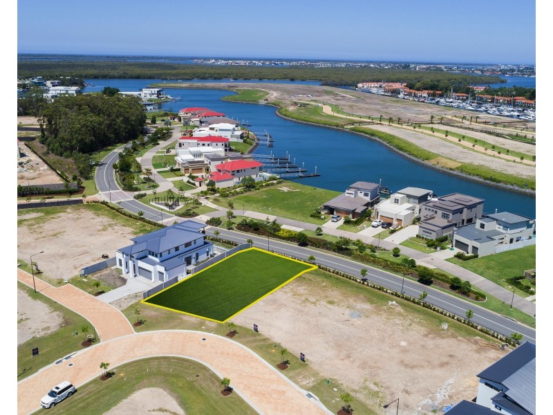1894 Sunningdale Ct, Sanctuary Cove QLD 4212