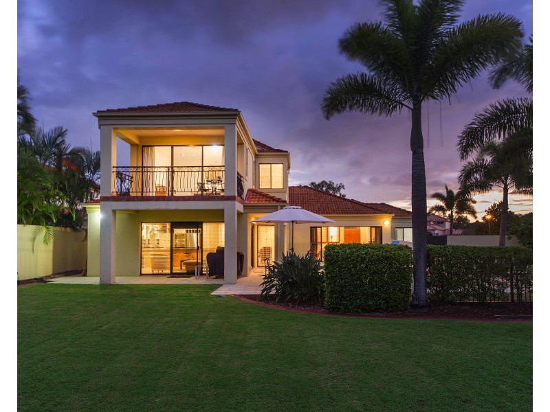 3160 Riverleigh Dr, Hope Island QLD 4212