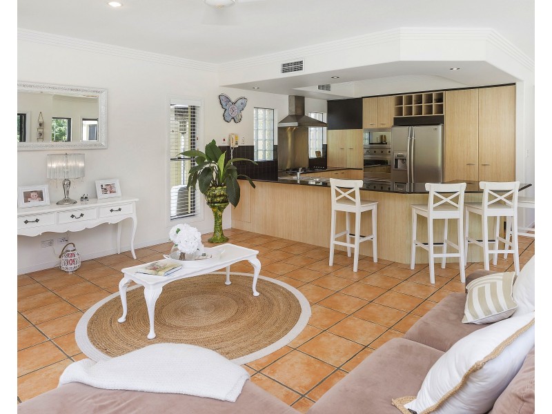 3160 Riverleigh Dr, Hope Island QLD 4212