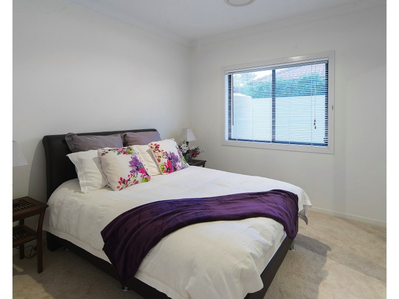 3160 Riverleigh Dr, Hope Island QLD 4212