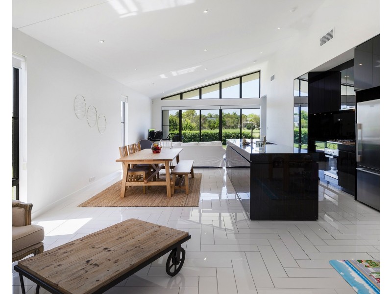 2325 Meliah Cl, Sanctuary Cove QLD 4212