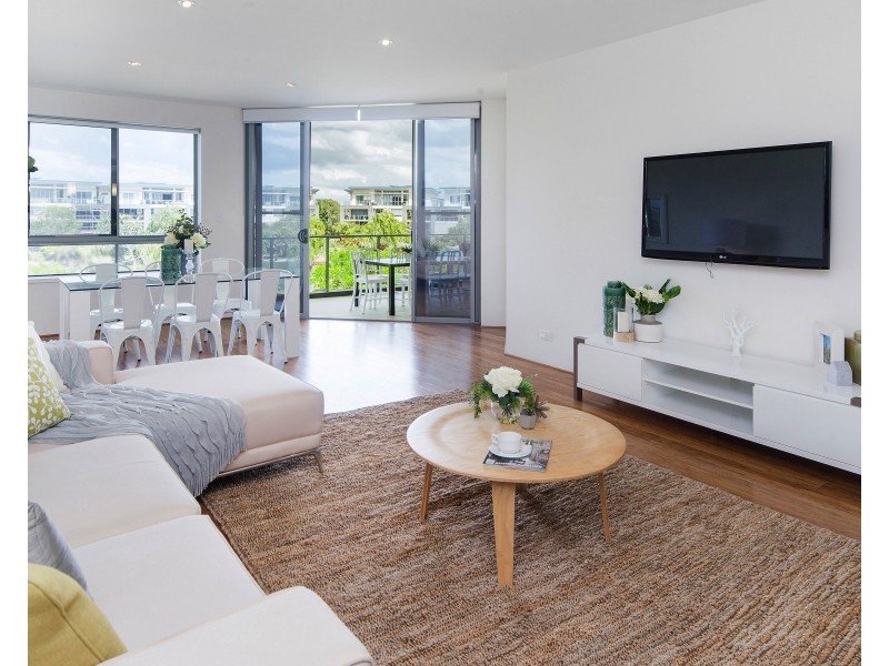 533/3-5 Pendraat Parade, Hope Island QLD 4212