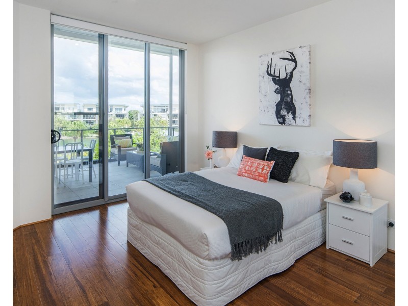 533/3-5 Pendraat Parade, Hope Island QLD 4212