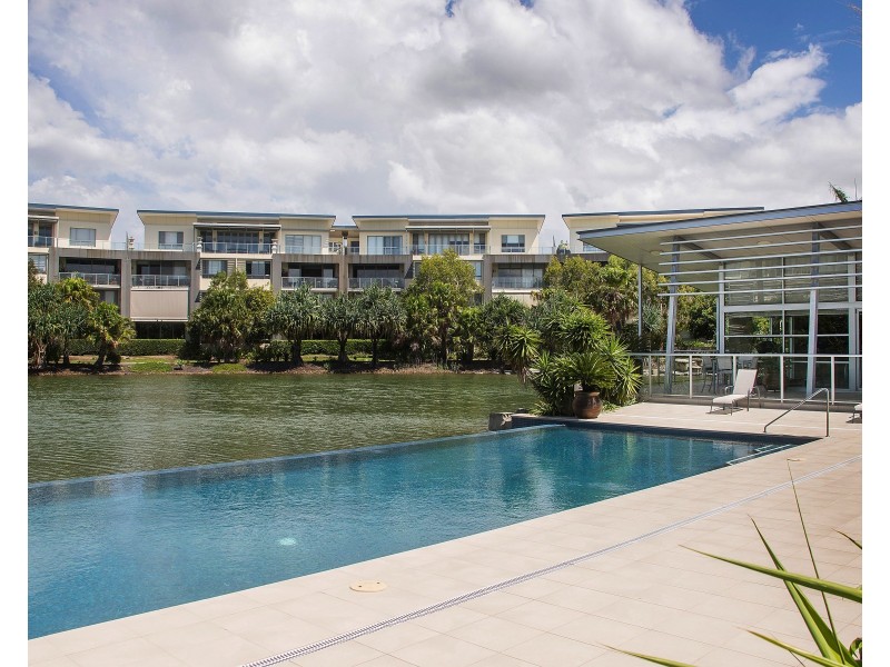 533/3-5 Pendraat Parade, Hope Island QLD 4212