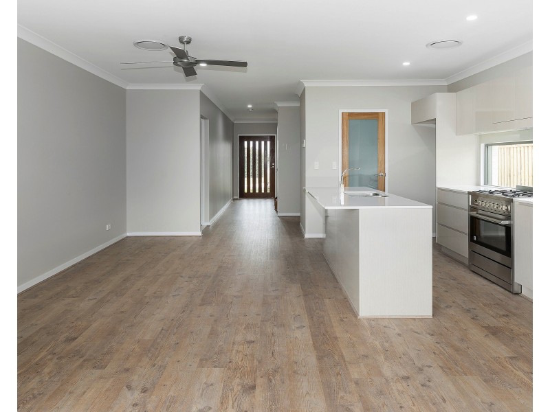 26 Lindeman Cct, Pimpama QLD 4209